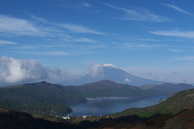 Tempat Wisata di Hakone Danau Ashinoko