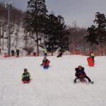 Bermain ski di Gala Yuzawa Resort