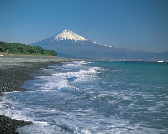 Gunung Fuji dari Pantai Miho Matsubara