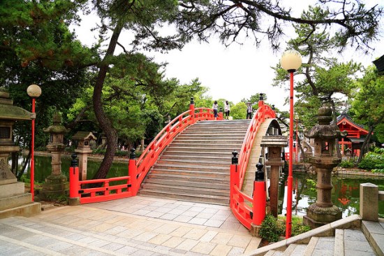 Jembatan Soribashi di Kuil Sumiyoshi Taisha Osaka
