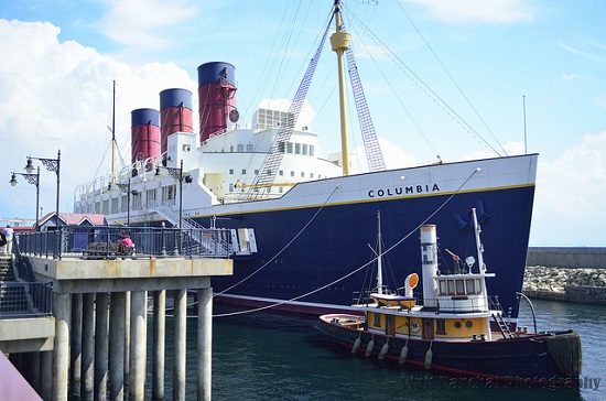 Kapal SS Columbia di America Waterfront