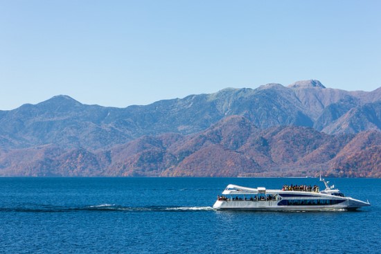 Kapal wisata di Danau Chuzenji Tochigi