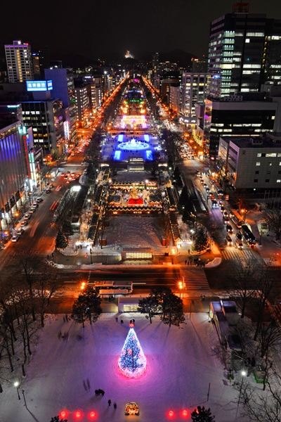 Kota Sapporo saat Sapporo White Illumination