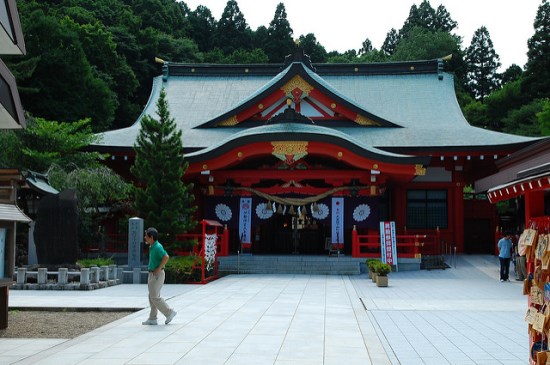 Kuil Gokoku di kompleks Kastil Aoba