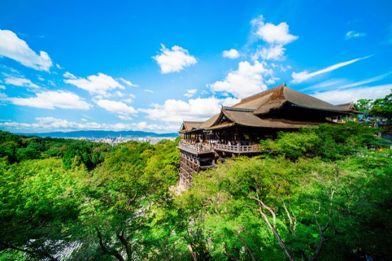 Kuil Terindah di Kyoto Kiyomizudera di musim panas