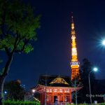 Kuil Zojoji dan Tokyo Tower di malam hari