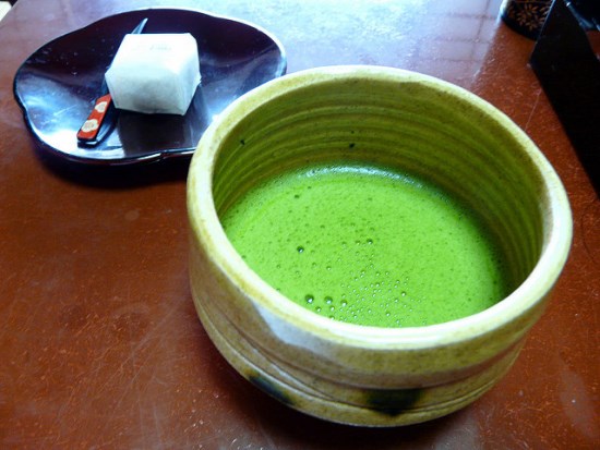 Mencicipi teh hijau Jepang di Shizuoka