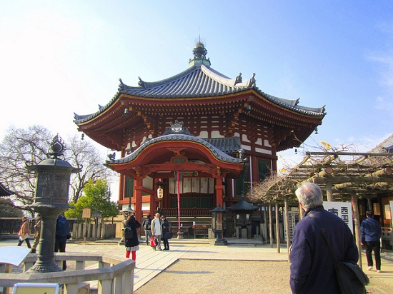 Mengunjungi Kuil Kofukuji di Nara