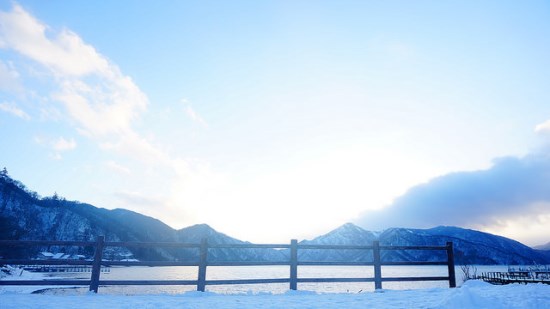 Pemandangan Kinugawa Onsen di musim dingin