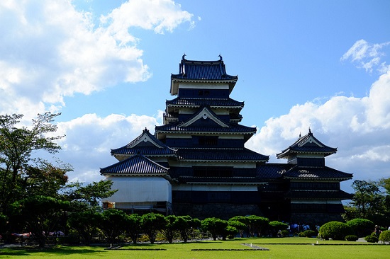 Penampakan Kastil Matsumoto yang megah