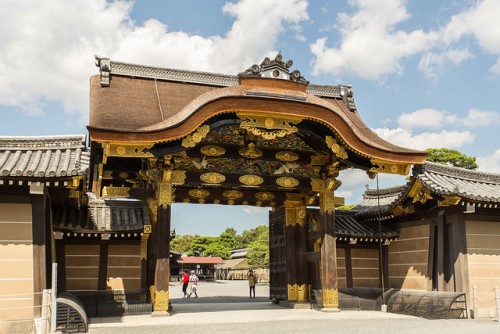 Pintu gerbang lain di Istana Nijo Kyoto