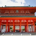 Pintu masuk Kuil Heian Jingu