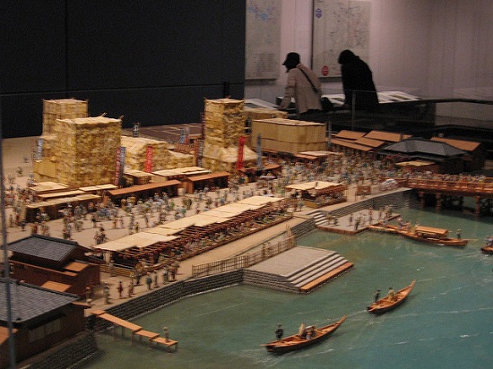 Presentasi kapal yang ada di Museum Edo Tokyo