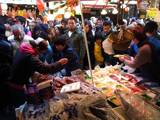 Ramainya Ameyoko Ueno di Tokyo