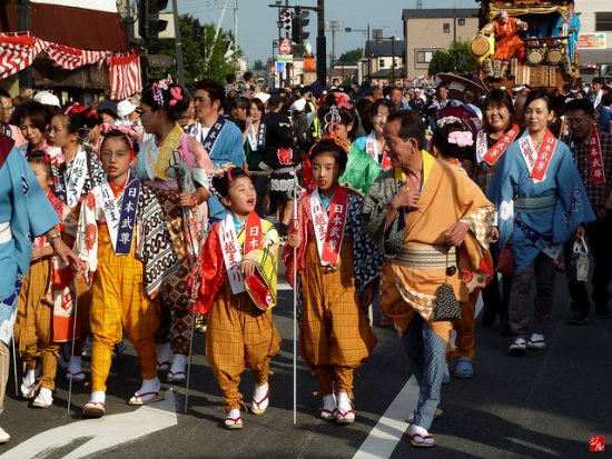 Suasana parade dalam festival kota Kawagoe