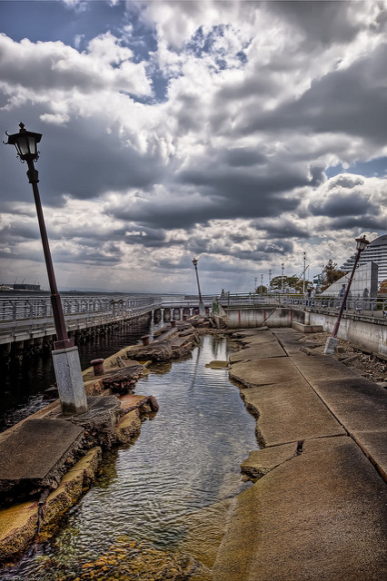 Taman Museum Gempa Kobe di Kobe Harbour