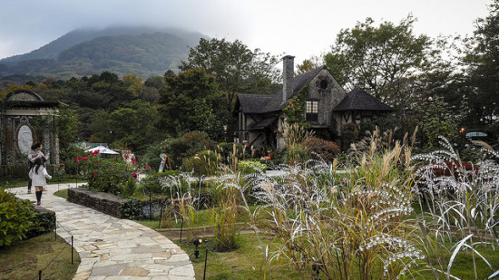 hakone glass no mori