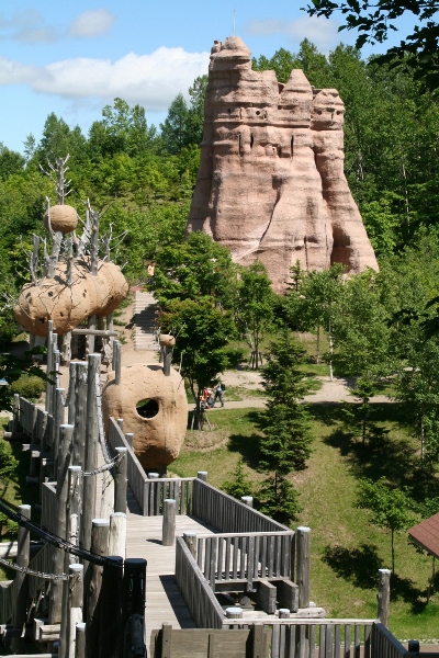 Area permainan outdoor di Takino Suzuran Hillside Park