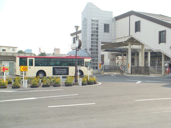 Bus menuju ke Gotemba Premium Outlets