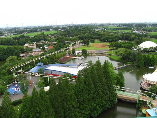 Danau buatan di Tobu Zoo