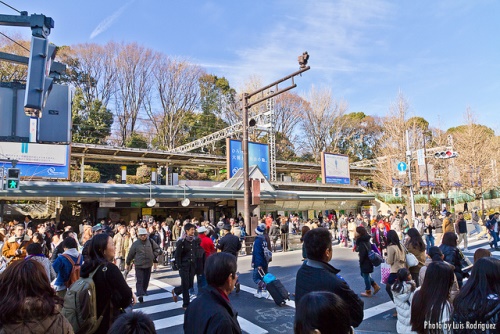 Di depan Stasiun Harajuku