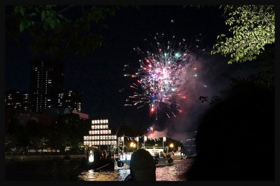 Festival Kembang Api Terkenal di Jepang Tenjin Hanabi