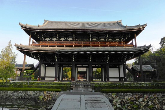 Gerbang Sanmon di Kuil Tofukuji