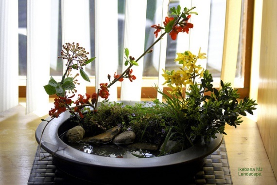 Ikebana Seni Merangkai Bunga khas Jepang