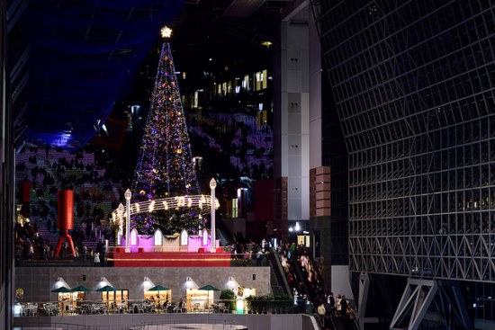 Iluminasi Terindah di Kansai di Kyoto Station