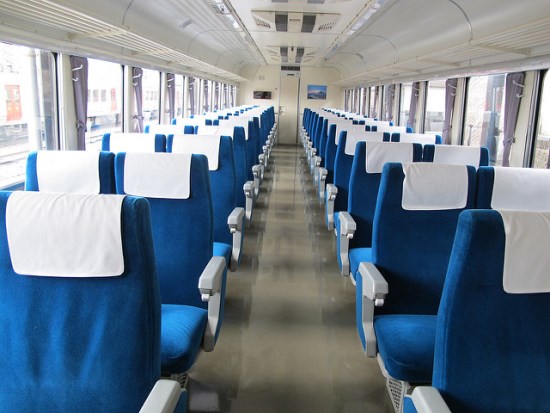 Interior shinkansen di Museum Kereta Kyushu