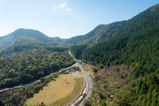 Jalan dari Beppu ke Yufuin