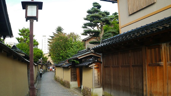 Jalan jalan mengelilingi Distrik Samurai Nagamachi