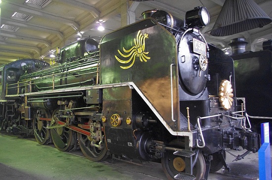 Koleksi Kereta Uap di Museum Kereta Kyoto