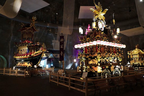 Koleksi Mikoshi di Museum Matsuri no Mori Takayama