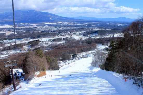 Lintasan ski di Resort Ski Fujimi Panorama