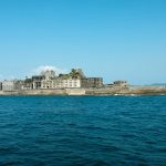 Melihat pulau Gunkanjima dari atas perahu