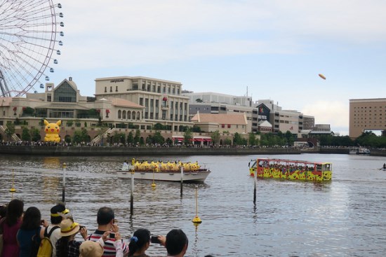 Menonton Parade Pikachu di Yokohama