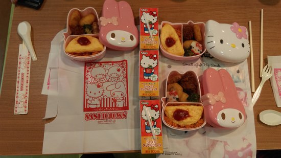 Menu makanan lucu di Sanrio Puroland