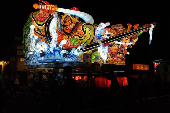 Parade Float dalam Nebuta Matsuri