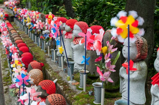 Patung jizo di Kuil Zojoji