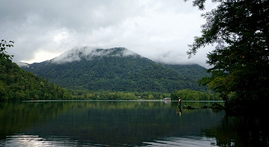 Pemandangan Danau Yunoko di Nikko