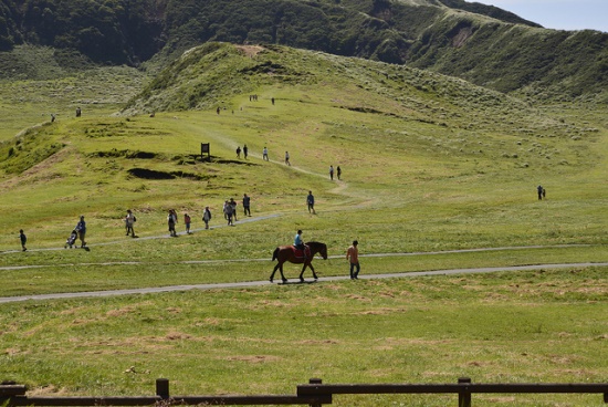 Pemandangan Gunung Aso di Kumamoto