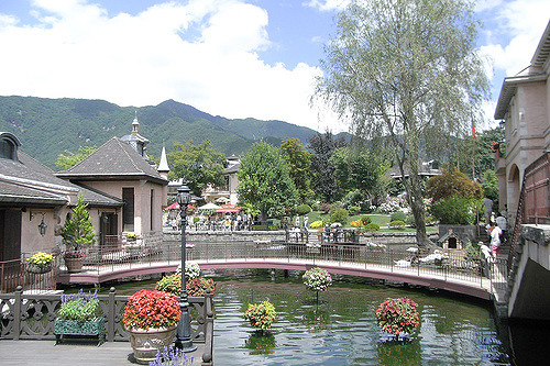 Pemandangan Kawaguchiko Music Forest