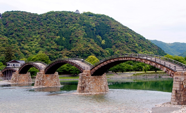 Kintai Bridge Yamaguchi - Info Wisata dan Liburan di Jepang