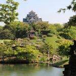 Pemandangan Taman Korakuen dan Kastil Okayama