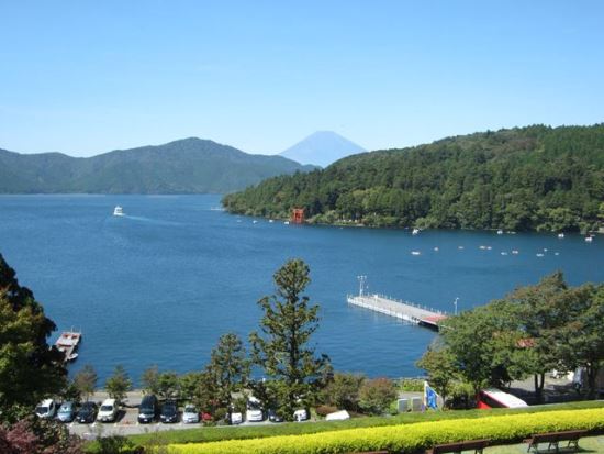 Tempat Wisata di Hakone Museum Seni Narukawa