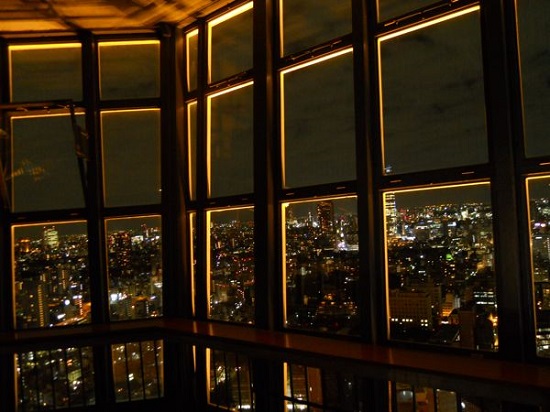 Pemandangan malam dari Tokyo Tower