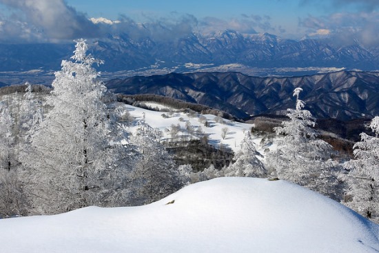 Pemandangan salju di Resort Ski Fujimi Panorama