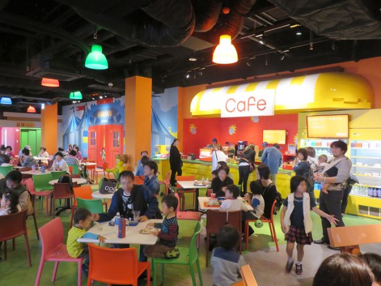 Restoran dalam Legoland Osaka