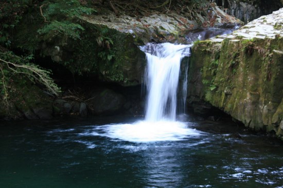 Salah satu air terjun Kawazu Nanadaru